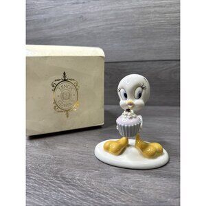 Lenox Tweety Figurine “A Present from Tweety” TM & Warner Bros Collectible